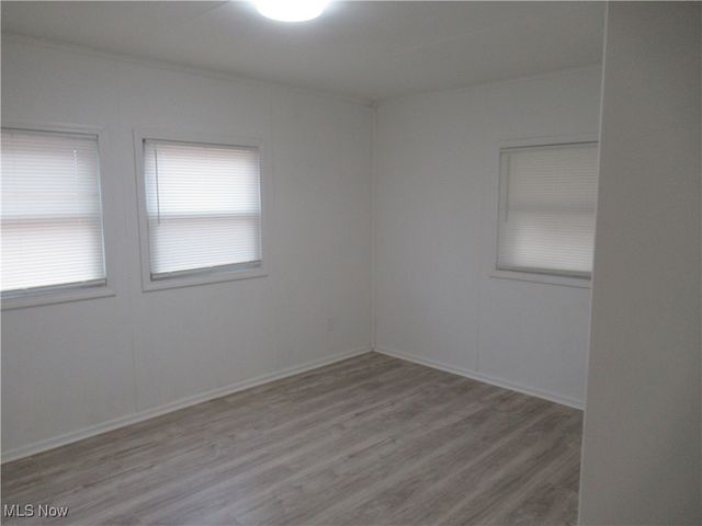 15615 Lotus Drive, Cleveland, OH 44128