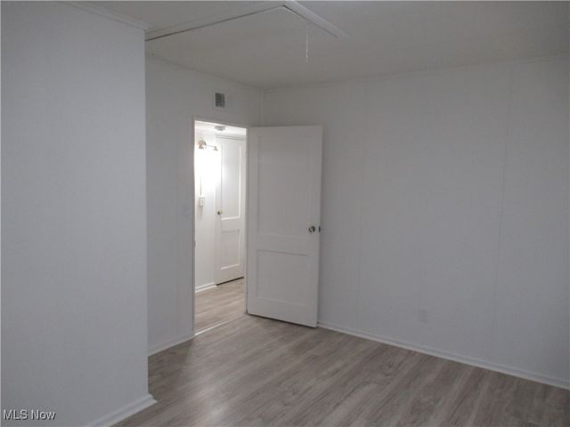 15615 Lotus Drive, Cleveland, OH 44128