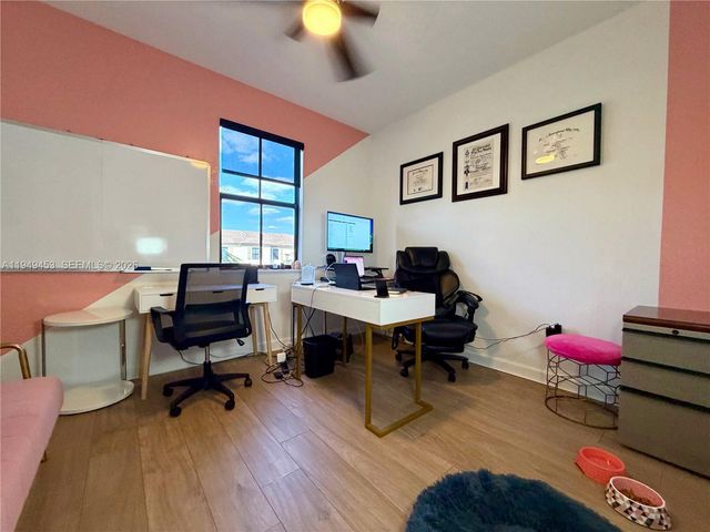 12990 SW 232nd Ln, Homestead, FL 33170