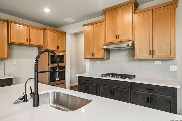 843 Fort Kylo, San Antonio, TX 78245