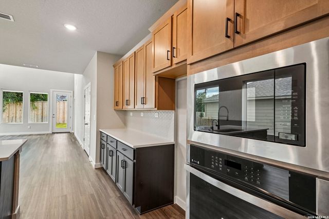 843 Fort Kylo, San Antonio, TX 78245