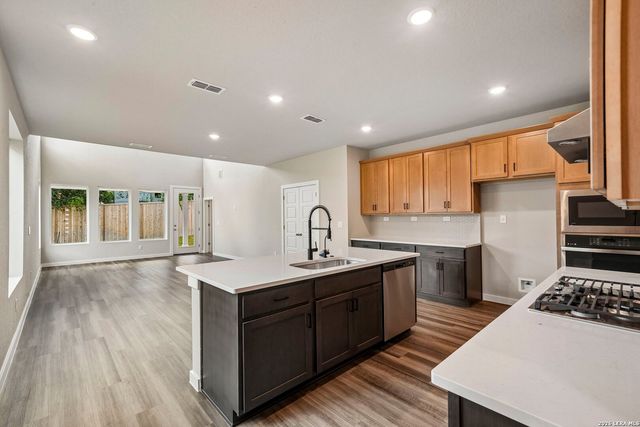 843 Fort Kylo, San Antonio, TX 78245