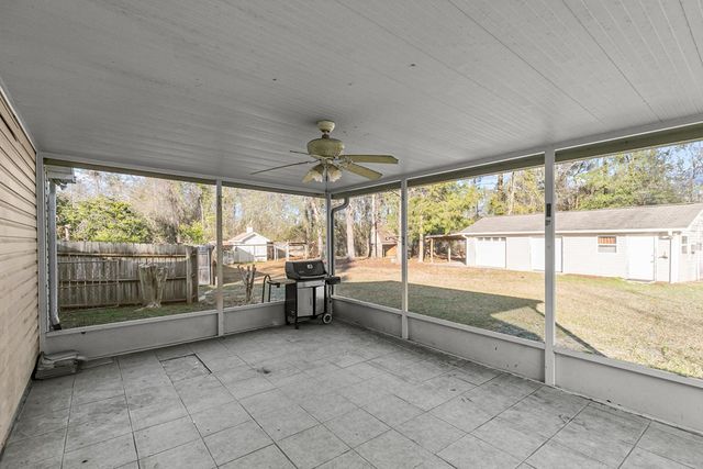 241 December Road, Slocomb, AL 36375