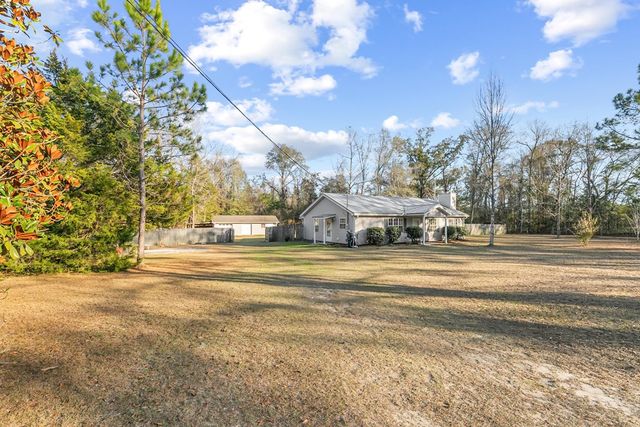 241 December Road, Slocomb, AL 36375