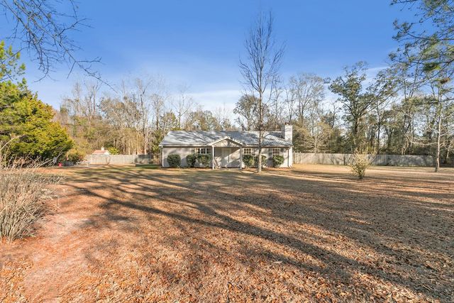 241 December Road, Slocomb, AL 36375