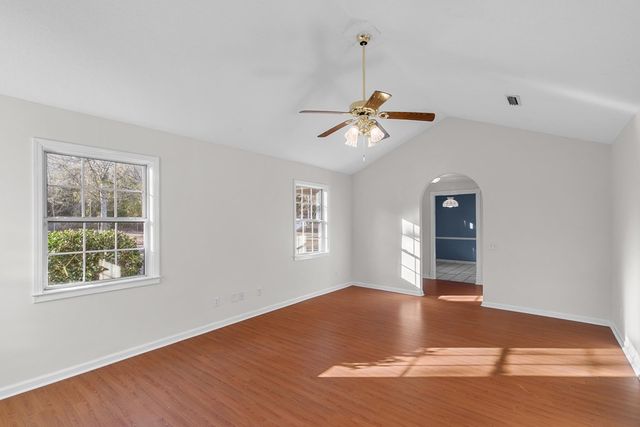 241 December Road, Slocomb, AL 36375