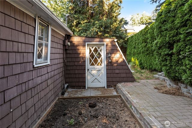 120 Park Avenue, Yakima, WA 98902