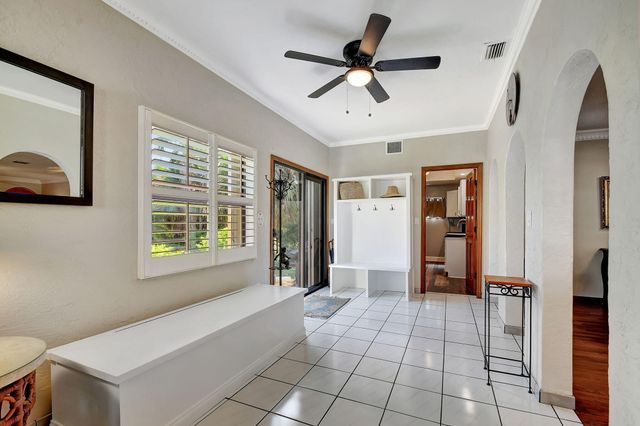 124 S Palmway, Lake Worth Beach, FL 33460