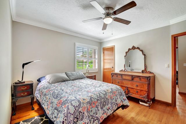 124 S Palmway, Lake Worth Beach, FL 33460