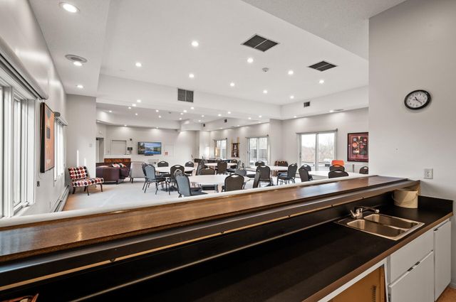 3412 Oak Ridge Road 309, Hopkins, MN 55305