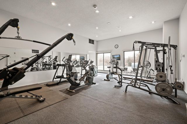 3412 Oak Ridge Road 309, Hopkins, MN 55305