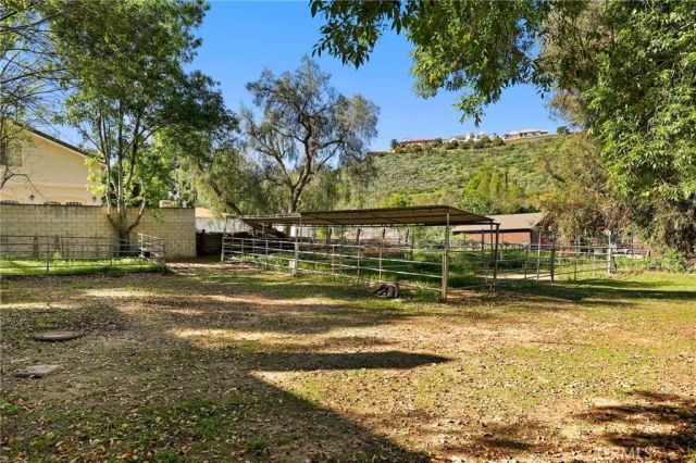 20031 E Chapman Avenue, Orange, CA 92869