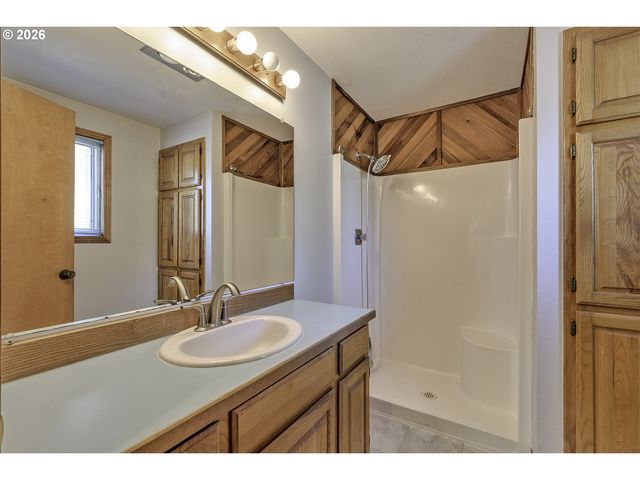1750 TAMARACK Way, Forest Grove, OR 97116
