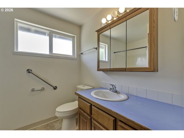 1750 TAMARACK Way, Forest Grove, OR 97116