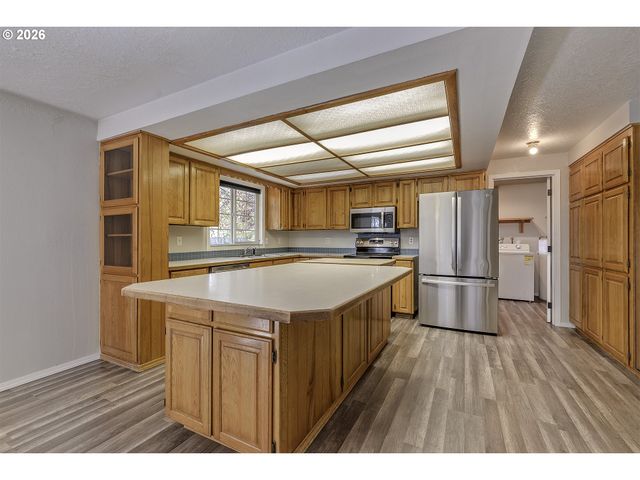 1750 TAMARACK Way, Forest Grove, OR 97116