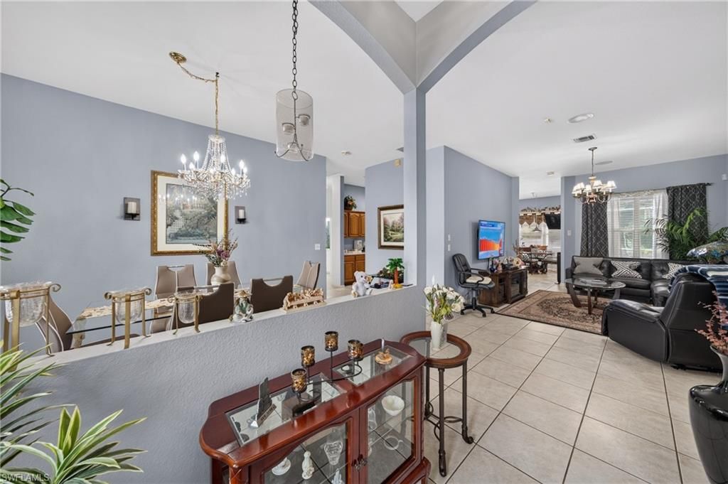 816 Palmetto AVE, LEHIGH ACRES, FL 33972 — photo 2