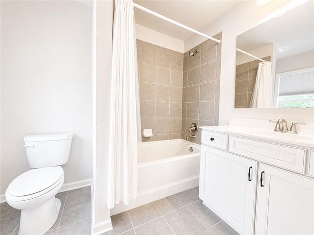 4181 Summer Breeze Way, Buford, GA 30518