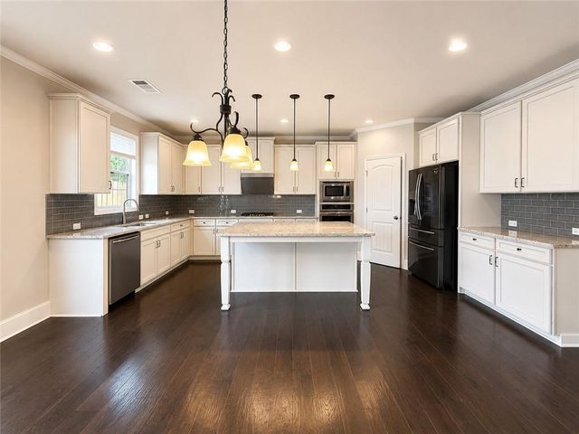 4181 Summer Breeze Way, Buford, GA 30518