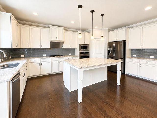 4181 Summer Breeze Way, Buford, GA 30518