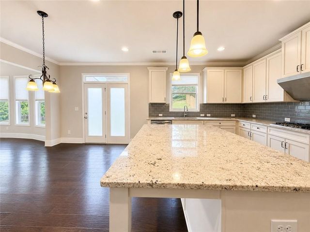 4181 Summer Breeze Way, Buford, GA 30518