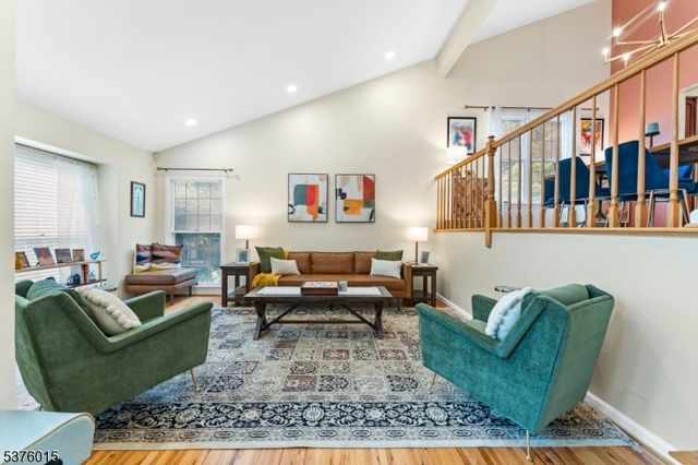 4 Brightwood Ln, Bedminster Twp., NJ 07921