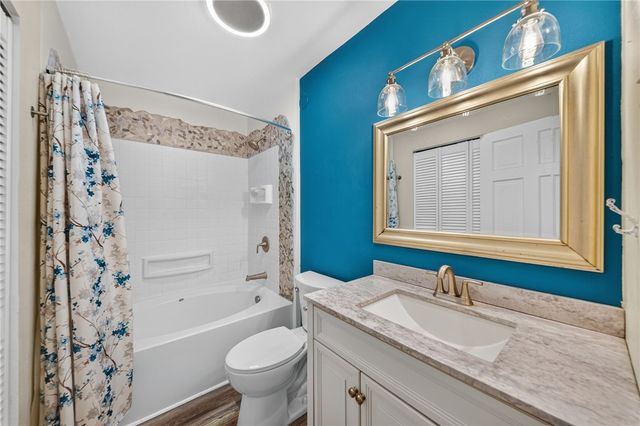 425 Palmero St, Corpus Christi, TX 78404