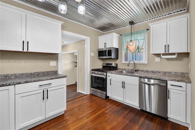 425 Palmero St, Corpus Christi, TX 78404