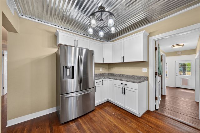 425 Palmero St, Corpus Christi, TX 78404