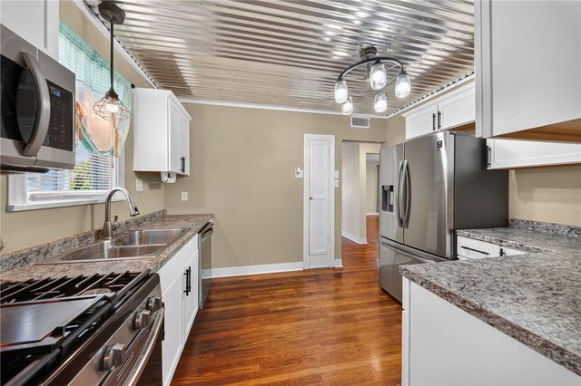 425 Palmero St, Corpus Christi, TX 78404