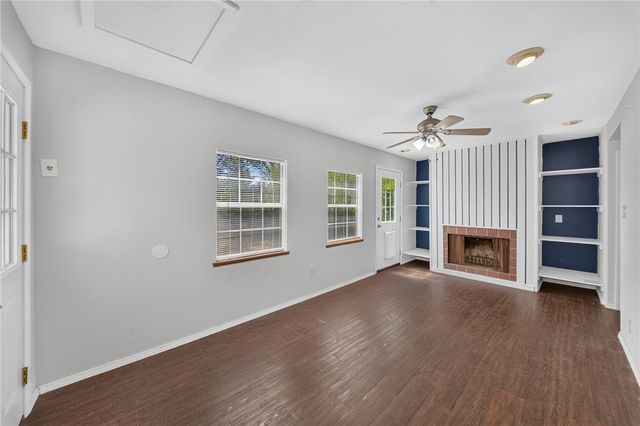 425 Palmero St, Corpus Christi, TX 78404
