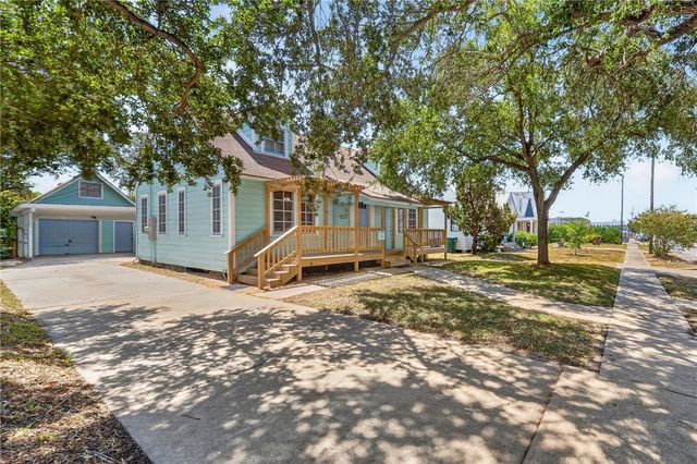 425 Palmero St, Corpus Christi, TX 78404