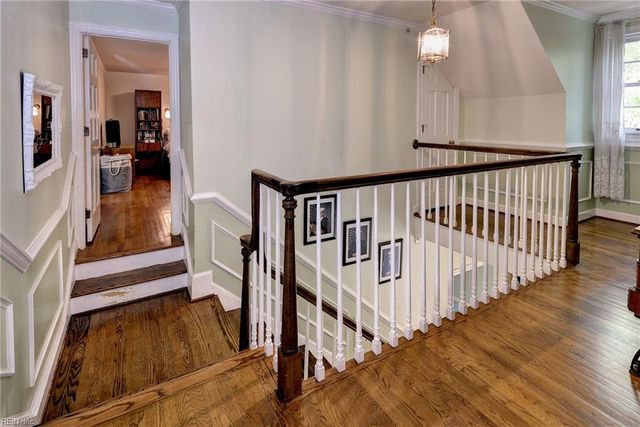 103 Periwinkle DR, Yorktown, VA 23692