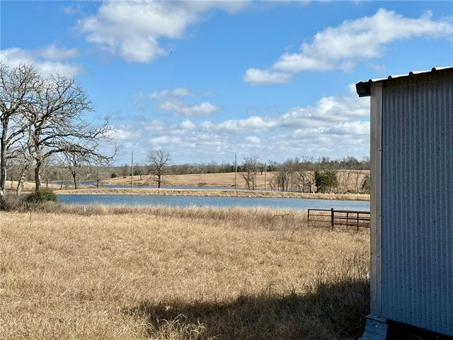 3803 Pr 4100, Marquez, TX 77865
