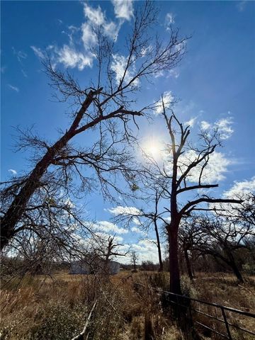 3803 Pr 4100, Marquez, TX 77865