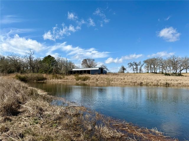 3803 Pr 4100, Marquez, TX 77865