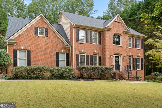 3505 Chartwell Drive, Suwanee, GA 30024