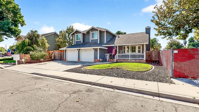 2676 Oppelt Way, Turlock, CA 95380