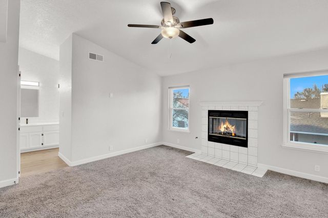 1725 Grassland Way, Modesto, CA 95358