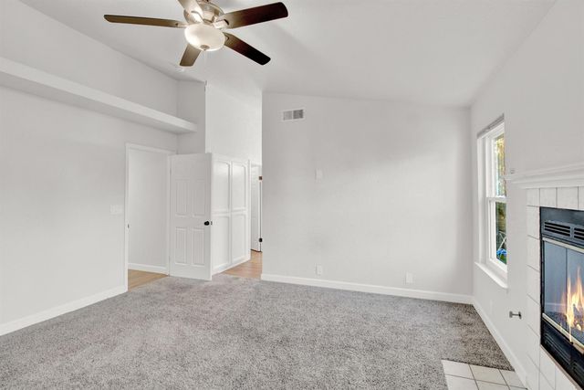 1725 Grassland Way, Modesto, CA 95358