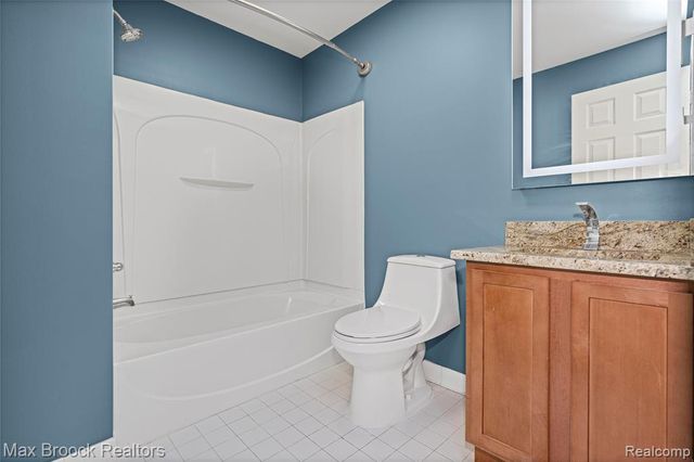 1071 Beaver Run, Troy, MI 48083