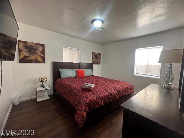 2125 Elm Avenue, Las Vegas, NV 89101