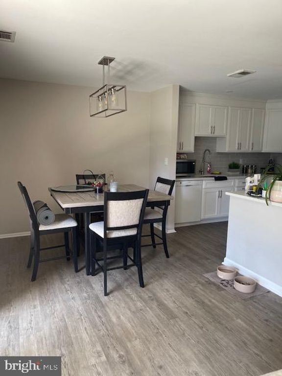 202 WYNDHAM PL, ROBBINSVILLE, NJ 08691 — photo 5