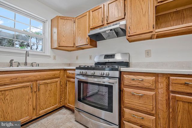 9506 48TH AVE, College Park, MD 20740