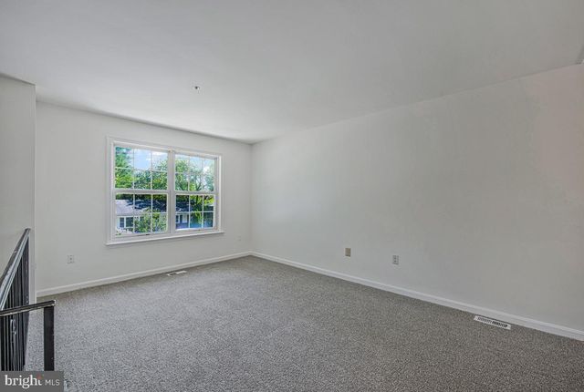 9506 48TH AVE, College Park, MD 20740