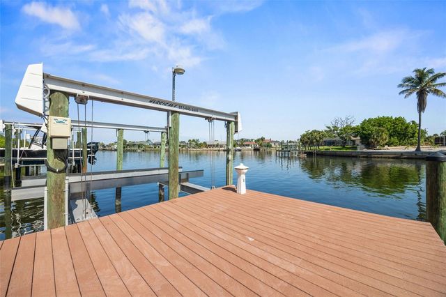 873 SYMPHONY ISLES BOULEVARD, Apollo Beach, FL 33572