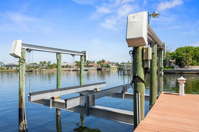 873 SYMPHONY ISLES BOULEVARD, Apollo Beach, FL 33572