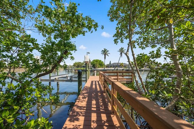 873 SYMPHONY ISLES BOULEVARD, Apollo Beach, FL 33572
