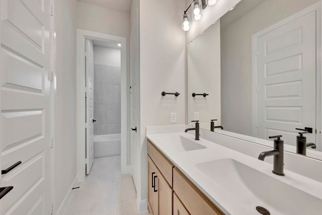 741 Shinnery Oak Way, Waxahachie, TX 75165
