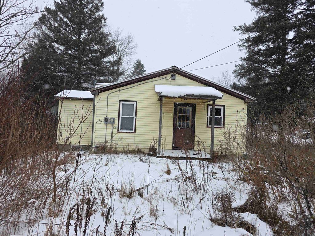 400 New Hampshire Route 26, Colebrook, NH 03576