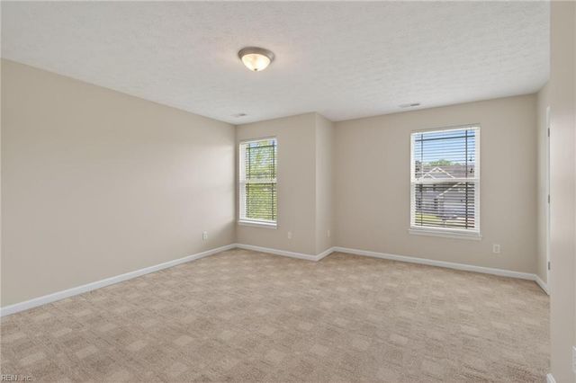 9 Bruins WAY, Hampton, VA 23666